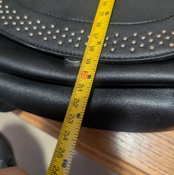 Naturalizer Black Crossbody Bag Silver Hardware Snap Closure Minimalist Purse - Picture 5 of 7